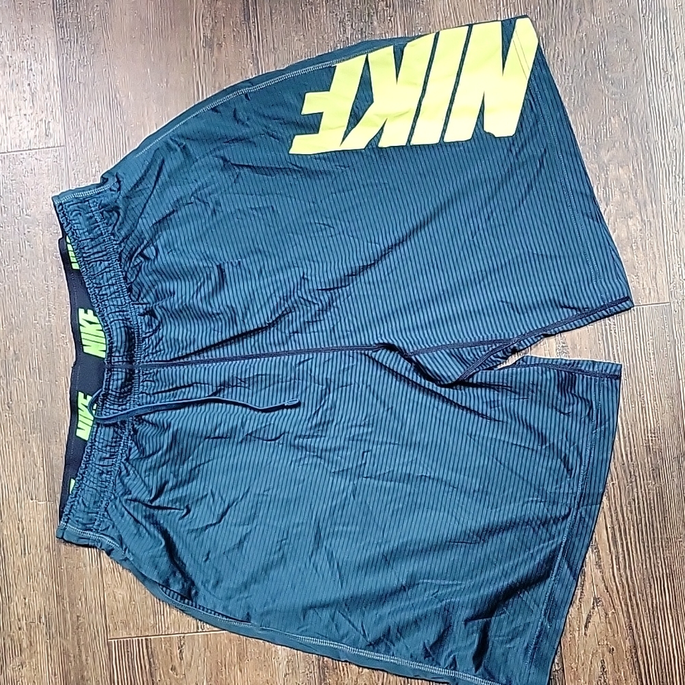 Nike athletic short